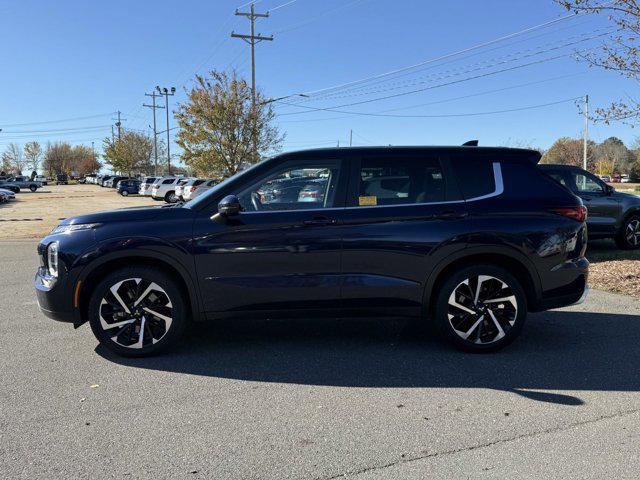 used 2023 Mitsubishi Outlander car, priced at $26,458