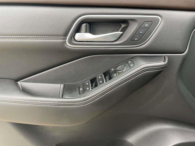 used 2021 Nissan Rogue car, priced at $25,270