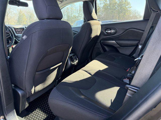 used 2020 Jeep Cherokee car, priced at $16,614