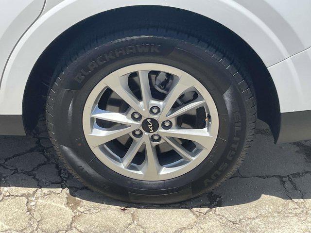 used 2024 Kia Carnival car, priced at $32,735