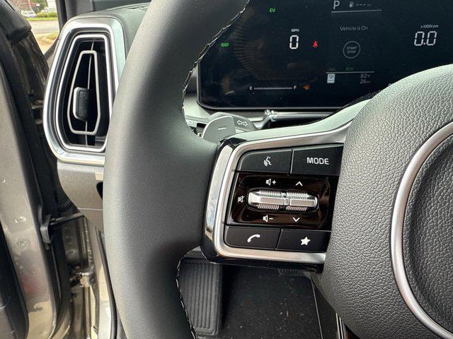 new 2025 Kia Sorento Hybrid car, priced at $44,100