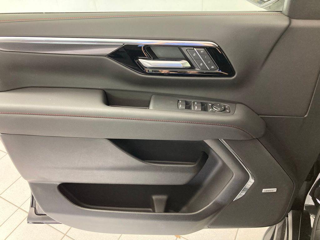 new 2026 Chevrolet Suburban car, priced at $77,456