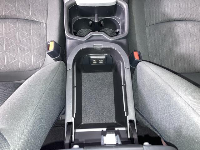 used 2022 Toyota RAV4 Hybrid car, priced at $30,396