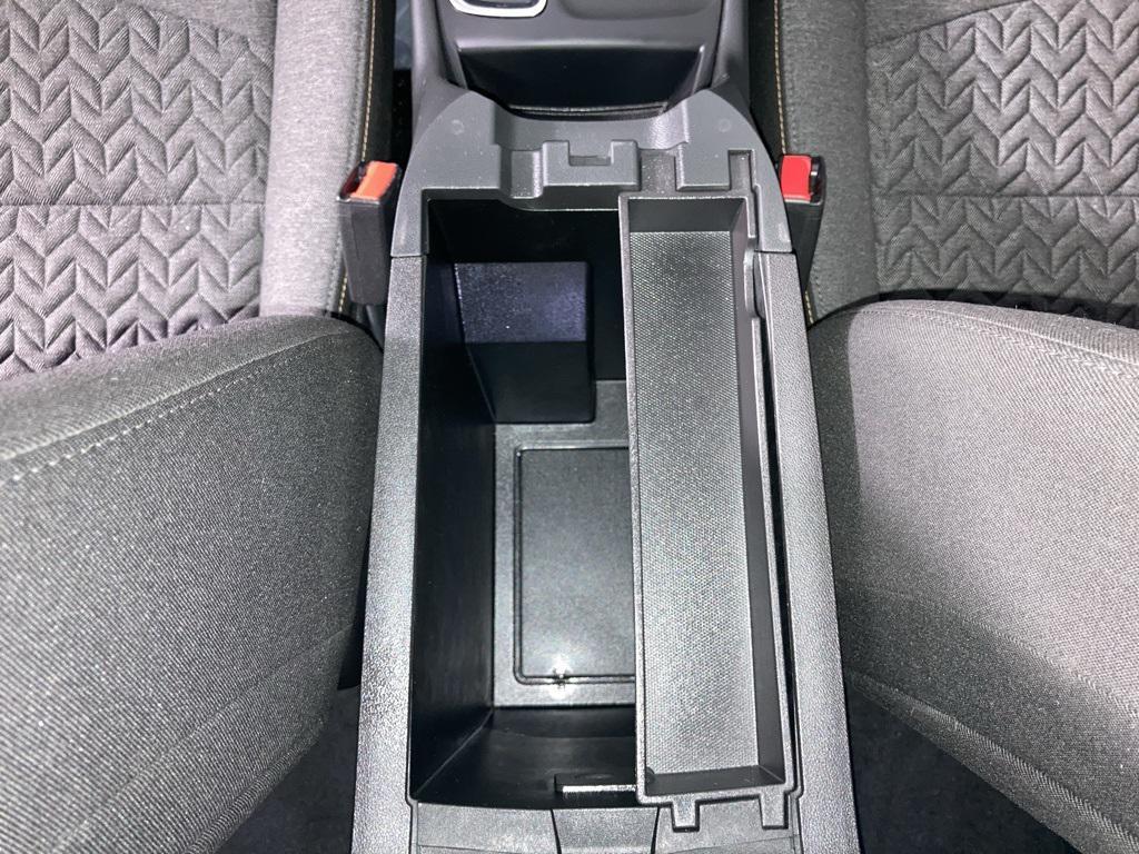 used 2024 Chevrolet Equinox car, priced at $23,400