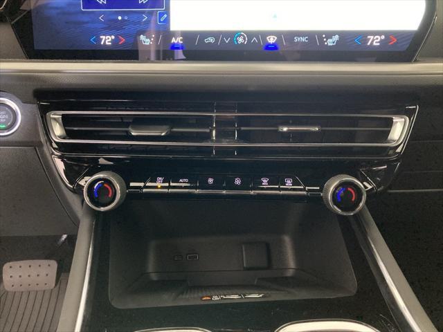 new 2025 Chevrolet Traverse car, priced at $43,803