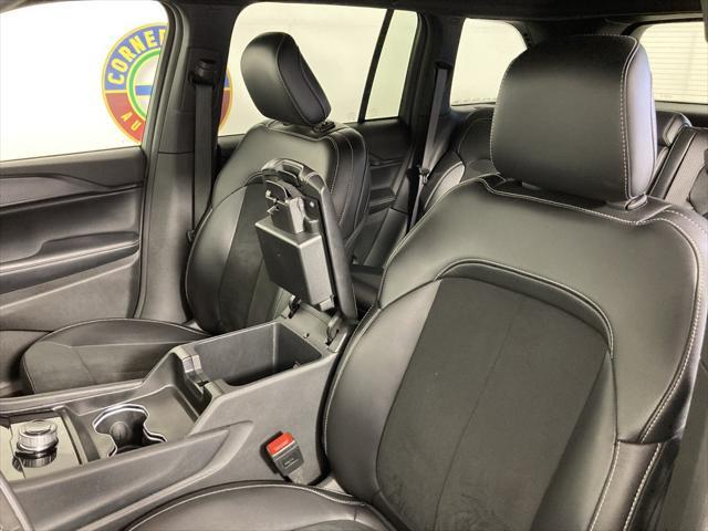 used 2024 Jeep Grand Cherokee car, priced at $33,995
