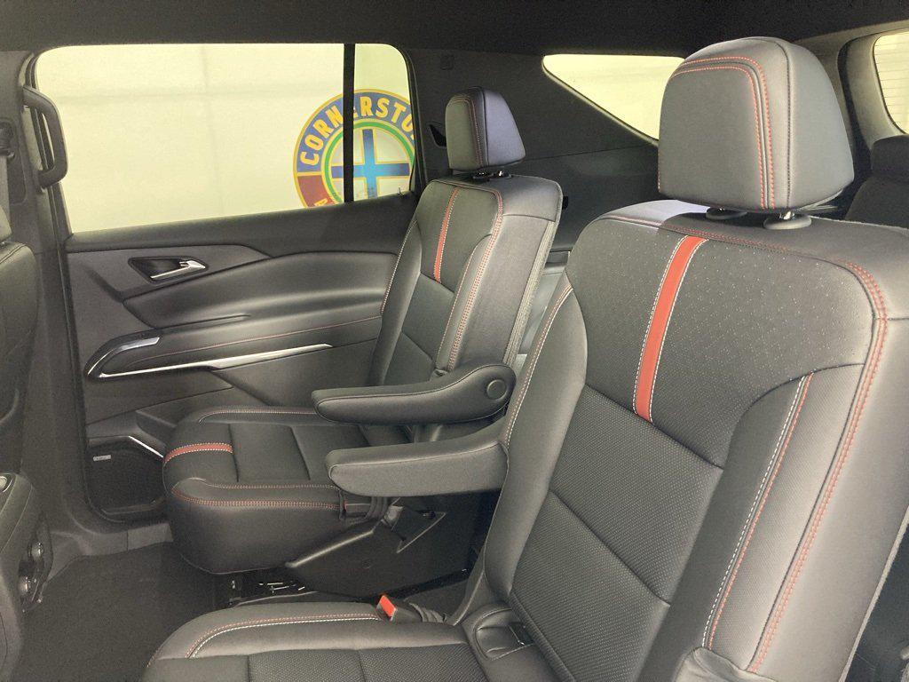 new 2026 Chevrolet Traverse car, priced at $60,290