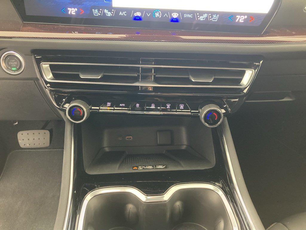 new 2026 Chevrolet Traverse car, priced at $60,290