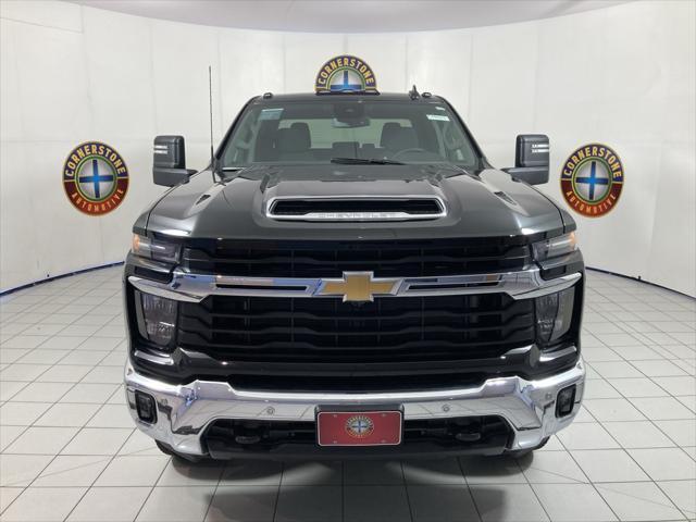new 2025 Chevrolet Silverado 3500 car, priced at $61,662