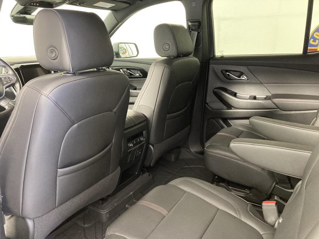 used 2023 Chevrolet Traverse car, priced at $30,900