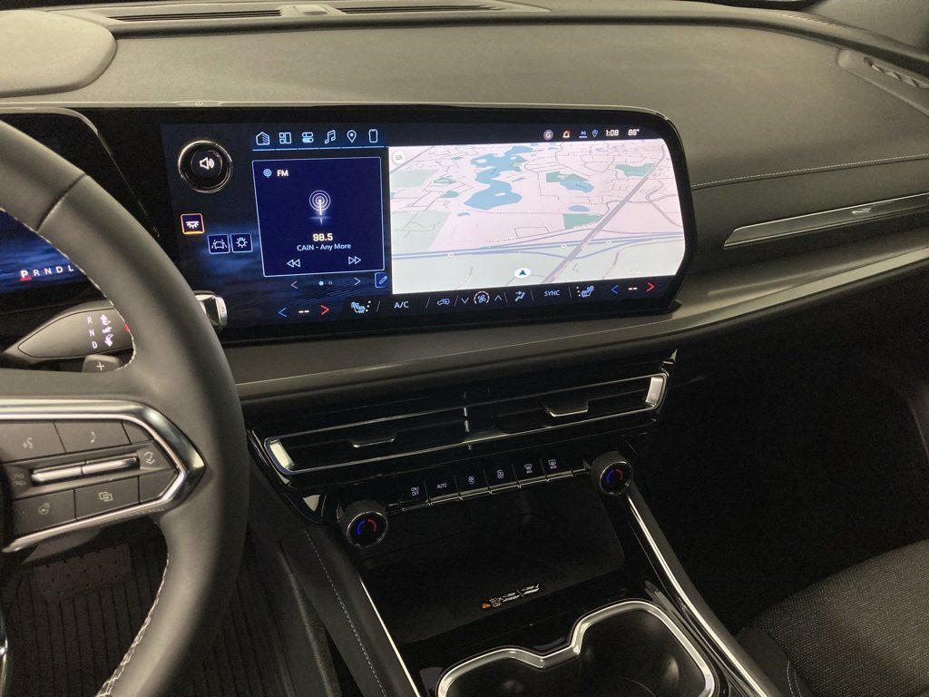 new 2026 Chevrolet Traverse car, priced at $46,740