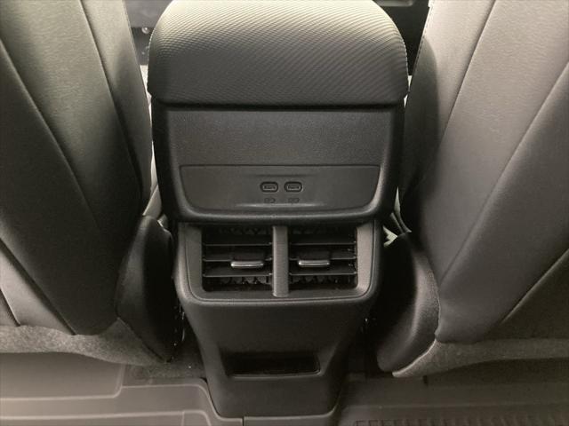 new 2026 Chevrolet Equinox car, priced at $34,121