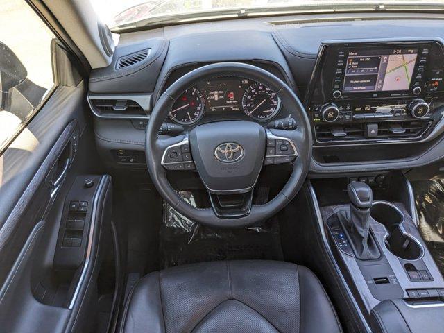 used 2020 Toyota Highlander car, priced at $33,882