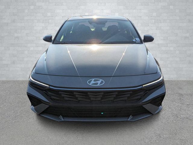 new 2025 Hyundai Elantra car, priced at $22,202