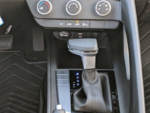 new 2025 Hyundai Elantra car, priced at $21,927