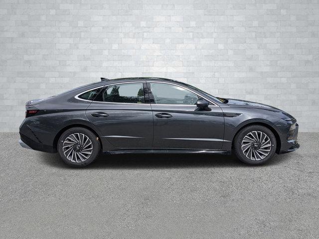 new 2025 Hyundai Sonata Hybrid car, priced at $36,261