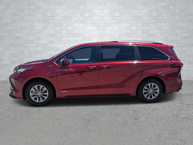 used 2021 Toyota Sienna car, priced at $34,296