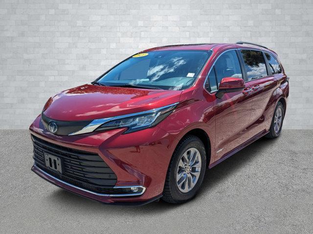 used 2021 Toyota Sienna car, priced at $34,296