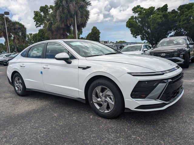 new 2025 Hyundai Sonata car, priced at $26,008