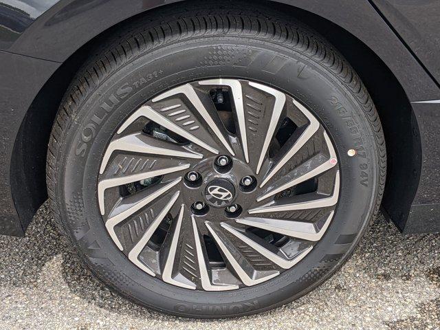 new 2025 Hyundai Sonata Hybrid car, priced at $30,338