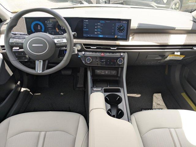 new 2025 Hyundai Sonata Hybrid car, priced at $30,338