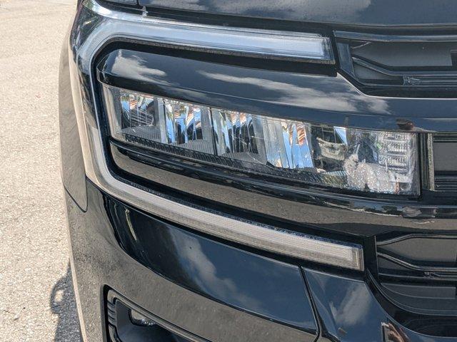 used 2023 Ford Expedition car, priced at $53,421