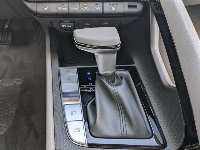 new 2024 Hyundai Elantra car, priced at $25,693