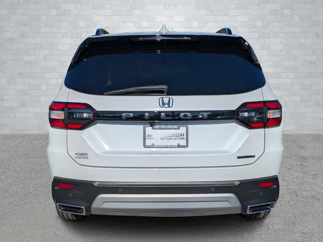 used 2025 Honda Pilot car, priced at $40,582