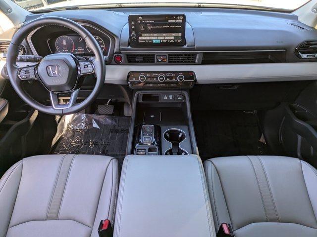 used 2025 Honda Pilot car, priced at $40,582