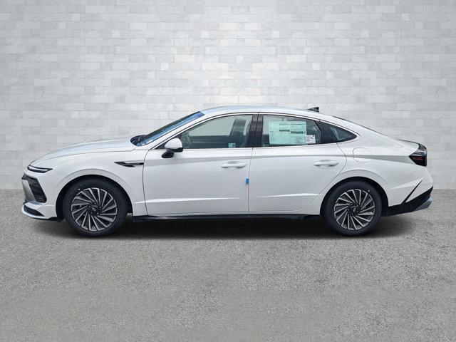 new 2025 Hyundai Sonata Hybrid car, priced at $30,465