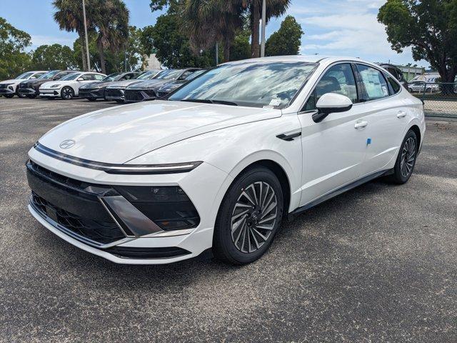 new 2025 Hyundai Sonata Hybrid car, priced at $30,465