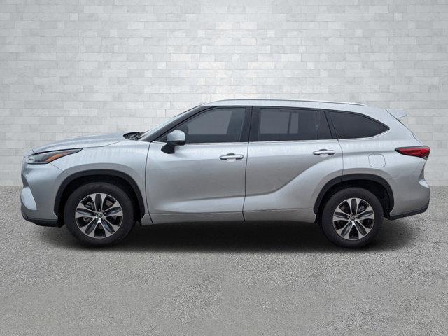 used 2021 Toyota Highlander car, priced at $24,292