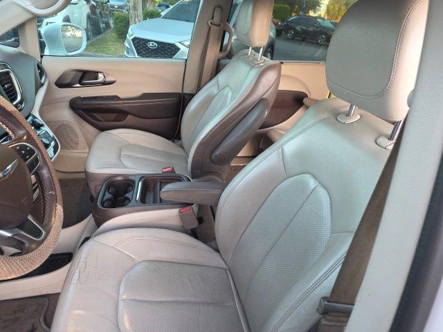 used 2018 Chrysler Pacifica car, priced at $10,691