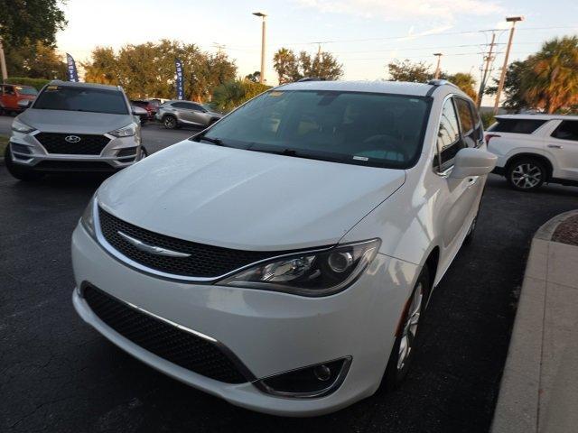 used 2018 Chrysler Pacifica car, priced at $10,691