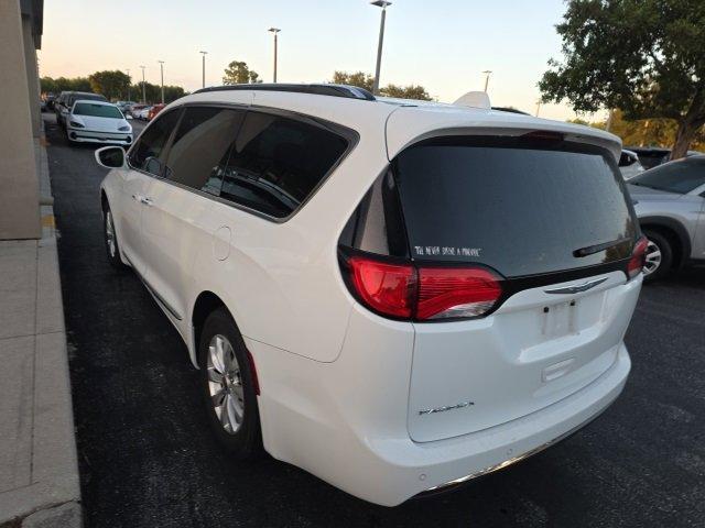 used 2018 Chrysler Pacifica car, priced at $10,691
