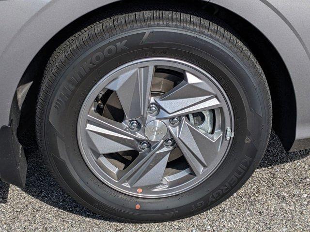 new 2025 Hyundai Elantra car, priced at $22,868