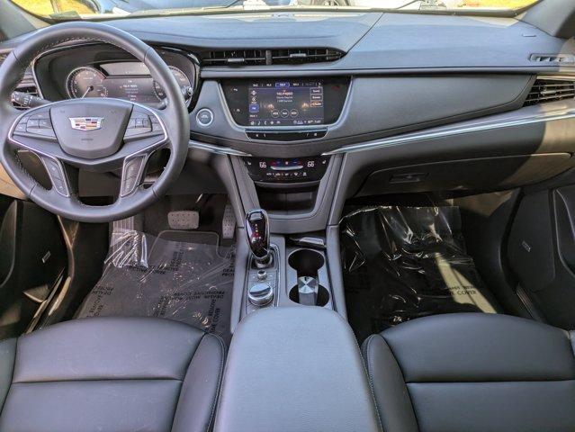 used 2024 Cadillac XT5 car, priced at $35,421