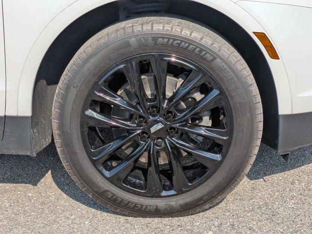 used 2024 Cadillac XT5 car, priced at $35,421