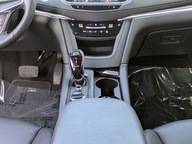 used 2024 Cadillac XT5 car, priced at $35,421