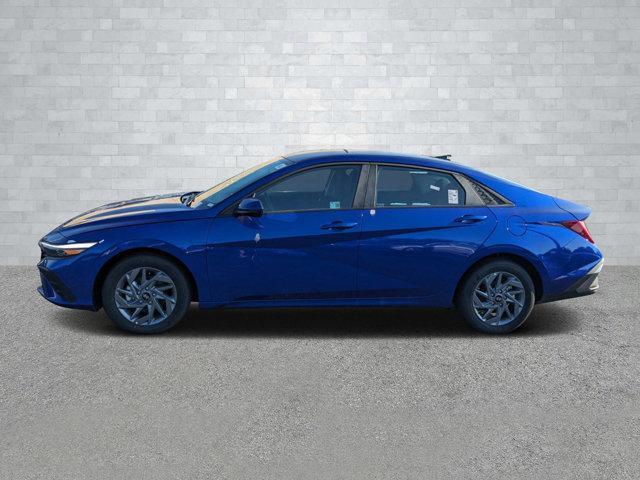new 2025 Hyundai ELANTRA HEV car, priced at $23,517