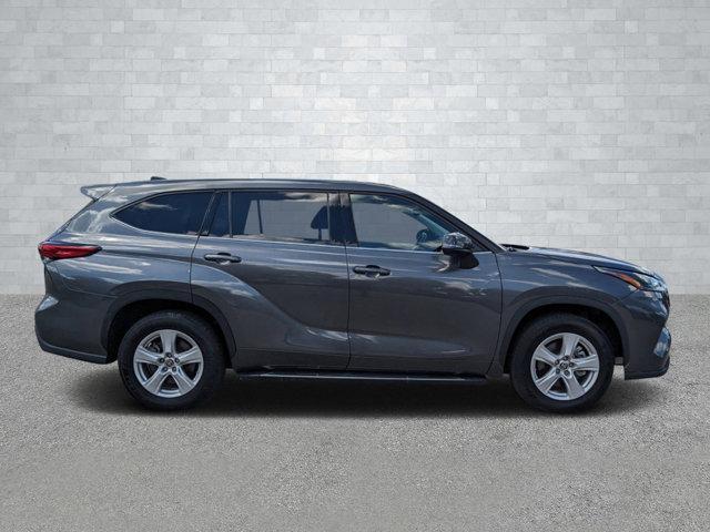 used 2022 Toyota Highlander car, priced at $28,303