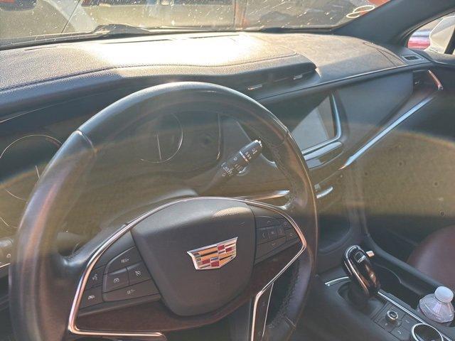 used 2021 Cadillac XT5 car, priced at $26,521