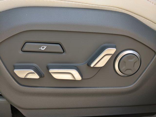 new 2025 Hyundai SANTA FE HEV car, priced at $45,861