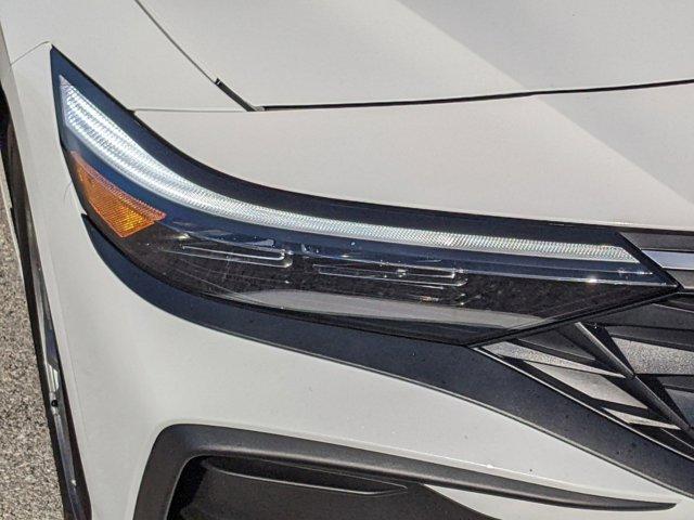new 2025 Hyundai Elantra car, priced at $21,809