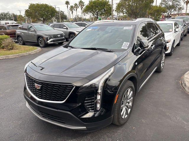 used 2022 Cadillac XT4 car, priced at $27,052