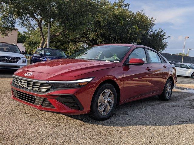 new 2025 Hyundai Elantra car, priced at $21,824