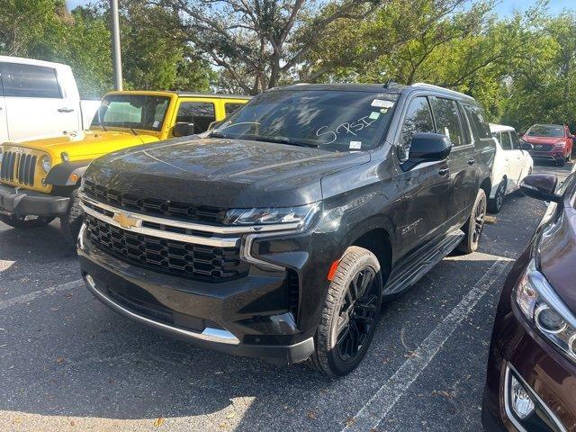 used 2023 Chevrolet Suburban car, priced at $38,991