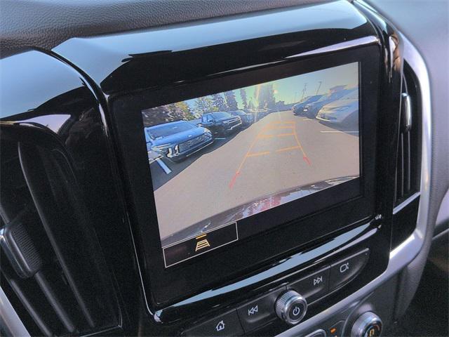 used 2022 Chevrolet Traverse car, priced at $28,495