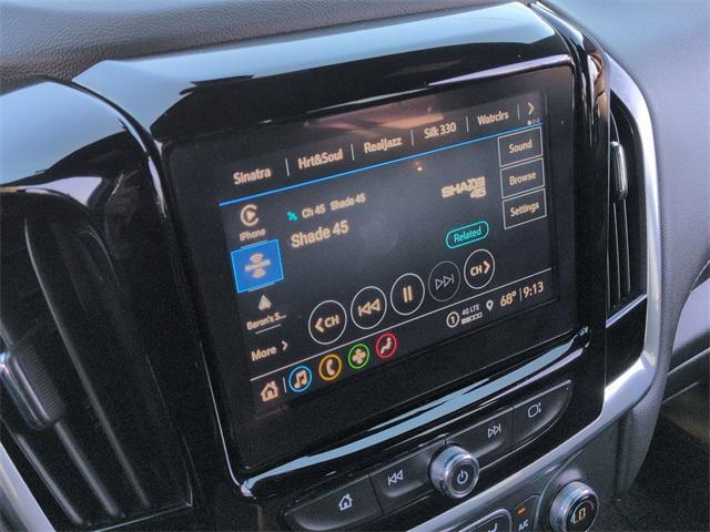 used 2022 Chevrolet Traverse car, priced at $28,495