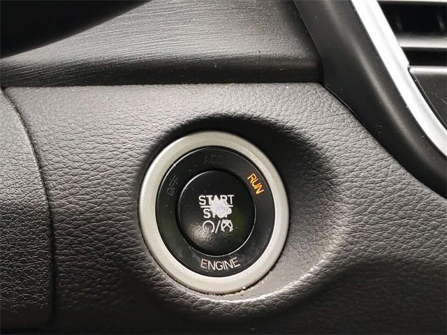 used 2015 Chrysler 200 car, priced at $5,295